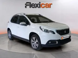 Blanco Usado 2018 Peugeot 2008 Style SUV | 9790 € (Buen precio)