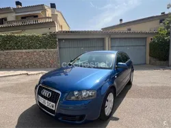 Azul Usado 2005 Audi A3 Attraction Berlina | 4900 € (Precio justo)