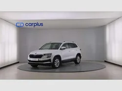 Blanco Usado 2023 Skoda Karoq Ambition SUV | 24.390 € (Precio justo)