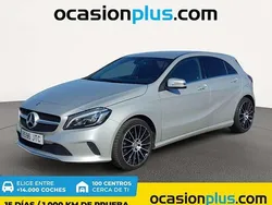 Plateado Usado 2016 Mercedes A200 Utilitario | 19.990 € (Un poco caro)
