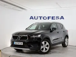 Negro Usado 2020 Volvo XC40 Momentum SUV | 23.850 € (Precio justo)