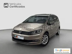 Beige Usado 2019 VW Touran Advance Monovolumen | 24.480 € (Un poco caro)