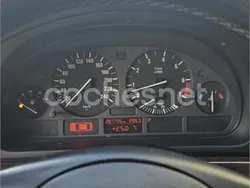 Azul Usado 2001 BMW 525 Berlina | 4200 €