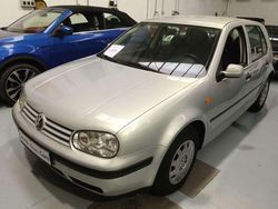 Plateado Usado 1999 VW Golf IV Highline Utilitario | 4950 € (Precio justo)