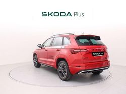 Rojo Usado 2025 Skoda Karoq SportLine SUV | 34.900 €