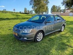 Gris / plata Usado 2004 Toyota Avensis Sol Berlina | 3499 € (Buen precio)
