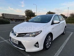 Blanco Usado 2014 Toyota Auris Hybrid Advance Berlina | 4990 € (Precio justo)