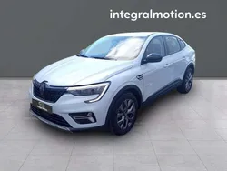 Blanco Nuevo 2025 Renault Arkana Evolution SUV | 27.900 € (Precio justo)