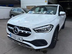 Blanco Usado 2021 Mercedes GLA200 SUV | 30.900 € (Precio justo)
