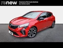 Rojo Usado 2024 Renault Clio V Techno Berlina | 16.700 € (Precio justo)