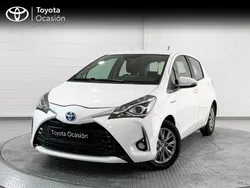 Blanco Usado 2017 Toyota Yaris Hybrid Active Berlina | 12.400 € (Caro)