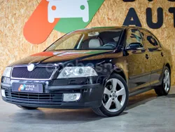Negro Usado 2008 Skoda Octavia Elegance Berlina | 5490 €
