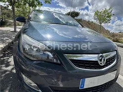 Azul Usado 2010 Opel Astra Cosmo Berlina | 2300 € (Super precio)