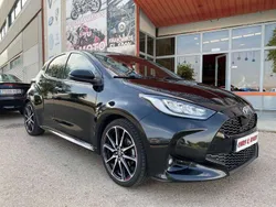Negro Usado 2022 Toyota Yaris Hybrid Sport Berlina | 19.992 € (Precio justo)