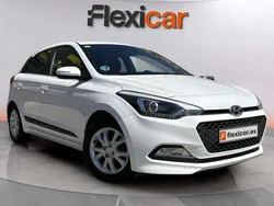 Blanco Usado 2016 Hyundai i20 Berlina | 8490 € (Precio justo)