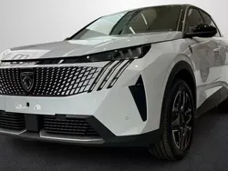 Blanco Nuevo 2025 Peugeot 3008 GT | 33.490 € (Buen precio)