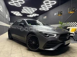 Gris / plata Usado 2024 Mercedes CLA220 Berlina | 43.990 € (Caro)