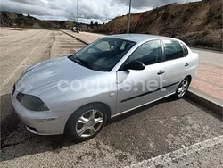 Gris / plata Usado 2005 Seat Cordoba Berlina | 2750 € (Precio justo)