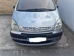 Gris / plata Usado 2004 Citroën Xsara Picasso Monovolumen | 1500 € (Buen precio)