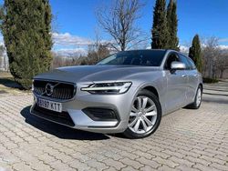 Gris / plata Usado 2019 Volvo V60 Momentum Familiar | 16.990 € (Precio justo)
