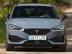Gris Usado 2021 Cupra Leon VZ Familiar | 25.100 € (Precio justo)