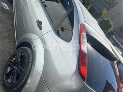 Gris / plata Usado 2005 Ford Focus Trend Berlina | 1800 € (Precio justo)