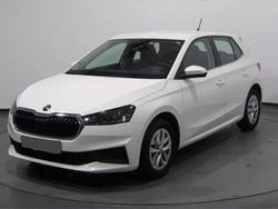 Blanco Usado 2023 Skoda Fabia Ambition Utilitario | 12.850 € (Precio justo)