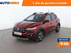 Rojo Usado 2022 Dacia Sandero Comfort Utilitario | 14.285 € (Precio justo)