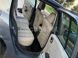 Gris / plata Usado 2007 Renault Mégane II Berlina | 2000 € (Precio justo)