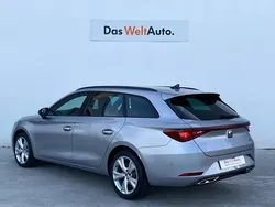 Gris plata Usado 2024 Seat Leon ST FR Familiar | 24.500 € (Precio justo)
