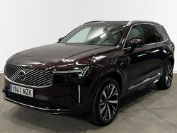 Rojo Usado 2025 Volvo XC90 Core SUV | 72.900 €