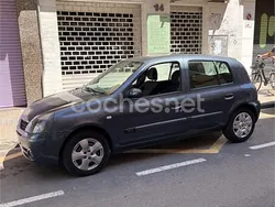Azul Usado 2006 Renault Clio II Authentique Berlina | 3600 € (Un poco caro)
