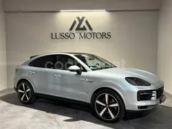 Gris / plata Usado 2024 Porsche Cayenne SUV | 114.900 € (Caro)