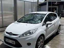 Blanco Usado 2009 Ford Fiesta Sport Utilitario | 3900 € (Un poco caro)