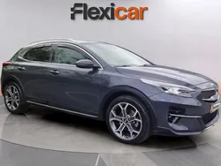 Gris Usado 2020 Kia XCeed SUV | 16.690 €