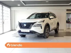 Lunar white metalizado Usado 2023 Nissan X-Trail N-Connecta SUV | 32.636 € (Precio justo)