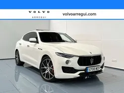 Blanco Usado 2017 Maserati Levante SUV | 49.990 € (Caro)