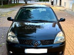 Negro Usado 2006 Renault Clio II Authentique Berlina | 1999 € (Buen precio)
