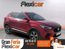 Rojo Usado 2022 MG ZS Comfort Berlina | 15.790 € (Un poco caro)