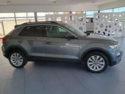 Gris Usado 2021 VW T-Roc Advance SUV | 21.490 € (Precio justo)