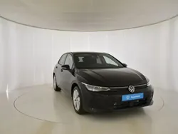 Gris/plata Usado 2024 VW Golf VIII Life | 26.990 € (Precio justo)