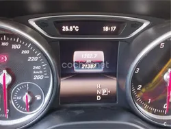 Gris / plata Usado 2018 Mercedes CLA180 Shooting Brake Familiar | 23.700 € (Precio justo)