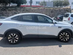Blanco Usado 2023 Renault Arkana Equilibre SUV | 21.000 € (Super precio)