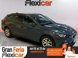 Gris / plata Usado 2021 Seat Leon Style Familiar | 17.990 € (Precio justo)