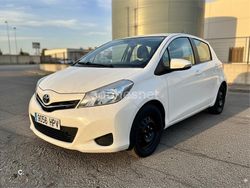 Blanco Usado 2013 Toyota Yaris Active Berlina | 5500 € (Super precio)