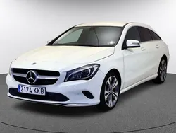 Blanco Usado 2018 Mercedes CLA220 Shooting Brake Familiar | 22.340 €