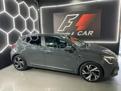 Gris / plata Usado 2020 Renault Clio V RS Line Berlina | 14.980 € (Un poco caro)