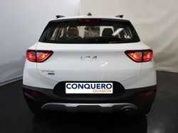 Blanco Usado 2024 Kia Stonic SUV | 16.200 € (Precio justo)
