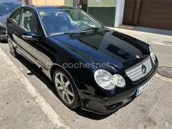 Negro Usado 2005 Mercedes C200 Sport Edition Berlina | 5000 € (Buen precio)