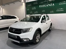 Blanco Usado 2017 Dacia Sandero Lauréate Utilitario | 10.990 € (Un poco caro)